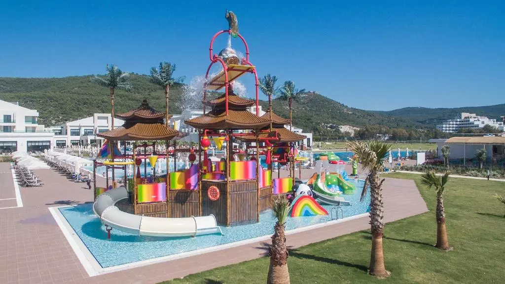 کرومار افسوس بیچ